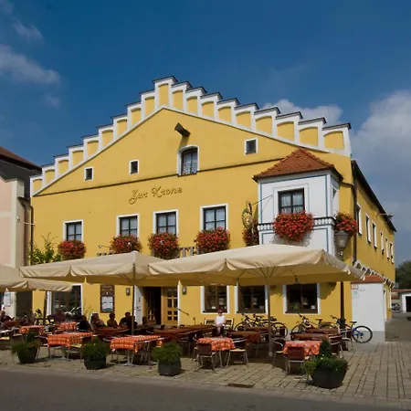 Hotel Zur Krone 3*