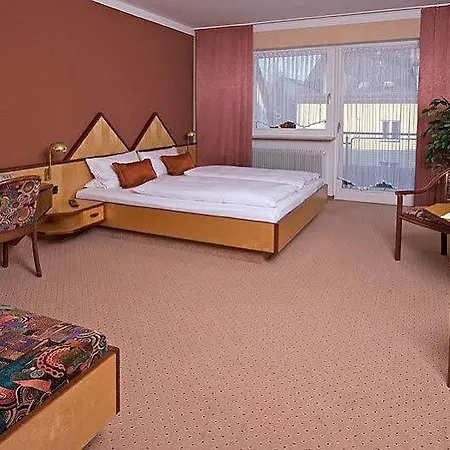 Zur Krone Hotel