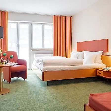 Hotel Zur Krone 3*