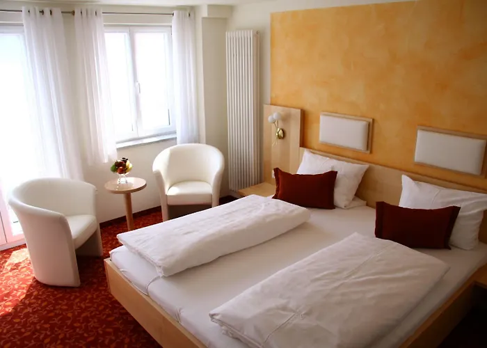 Zur Krone Hotel